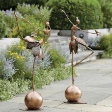 (B) Ornament Vintage Metal Dancing Girl Garden Statue Waterproof Fade Resistant Ornament Outdoor Decorat