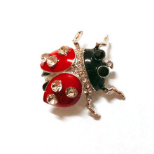 2Pcs Stylish Dripping Insect Brooch Pin For Women Girls