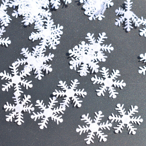 300pcs Snowflake Wedding Party Confetti White 1