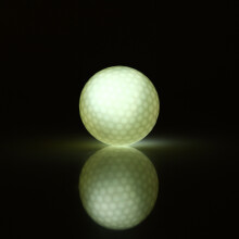 Leuchtende LED-Golfball mit 48-Stunden-Batterie, weiß, für nächtliches Spielen