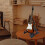 Schwarzer Vertikaler Violin- Und Gitarrenständer Aus ABS 3