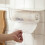 Küchenfolie Abrollhalter Schrank Papiertuchspender 9