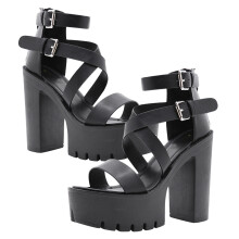 stilvolle römische sandalen plateau sommerschuhe