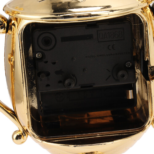 Retro Trophy Clock, Gold, 8.5x8.5cm Base, 21cm Tall 2