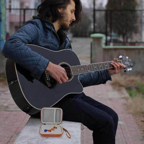 Großes Gitarrenpick Etui Eva 1 2