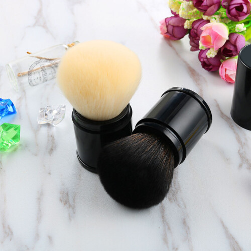 Blush Make-up Puderpinsel Lack Miss 2