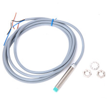 Zylindrischer Induktionssensor BEM08-02-NK 2mm NPN NO