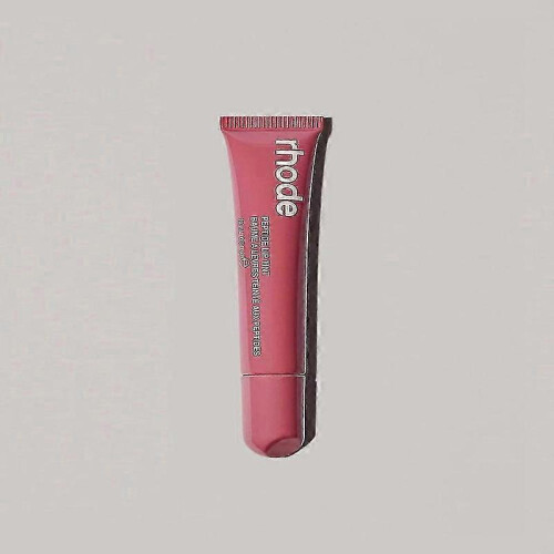 Rhode Peptide Lip Treatment Gloss in Salty Tan