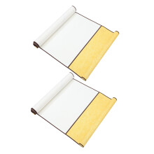 2 Leere Papierrollen Zum Schreiben An Der Wand Hängend Reis