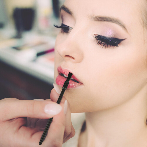100Stk Einweg Lippenstift Kunststoff Applikatoren 2