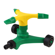 Dreiarmiger Rotationssprüher Mit Rädern Für Garten Und