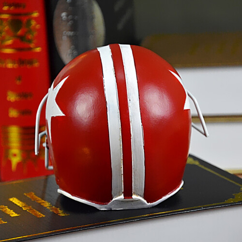 Decorative Red Resin Ornament for Office and Home 2