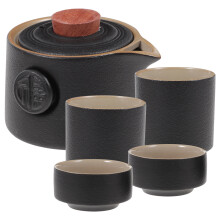 Zestaw Przenośnych Naczyń Herbowych Ceramicznych Z Torbą
