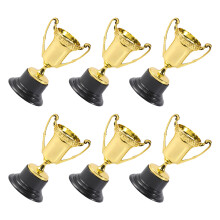 6 Unidades De Troféus Mini Plástico Para Crianças