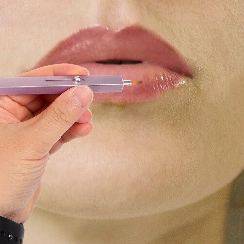 Lucidalabbra Applicatore Rossetto Correttore Doppia Punta 2