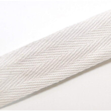 Trimplace Twill Tape. 25 Jaardia. Koko 3/8 - 1 tuumaa. 100 % puuvillaa. Valkoinen Luonnonmusta. (Valkoinen 3/4 tuumaa)