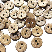 Chenkou Craft 100 stk 3/8""""(10 mm) Brun naturlig kokosn?d kokosknap 2 huller H?ndv?rkst?jssyning (3/8""""(10mm))