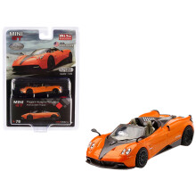 Pagani Huayra Roadster Arancio Saint Tropez/Orange Metallic, limitierte Auflage auf 2.400 Stck, 1/64 Druckguss-Modellauto von True Scale Miniatu