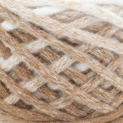 Lion Brand Yarn Couverture Histoire Chainette Yarn Camel 1