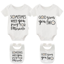 YSCULBUTOL Bodys für Babys, Zwillinge, Mädchen, Manchmal, wenn Sie für ein Wunder beten, schenkt Gott Ihnen 2-teilige Jungenkleidung (M, Weiß, 3M)