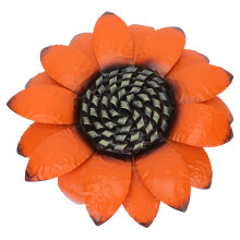 1 wandhänger aus mit realistischer blumendekoration
