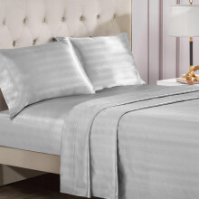 Juicy Couture Satijnen Damast Laken Set - Luxe Grijze Beddegoed - Glad Gestreepte Lakens - Eenpersoons