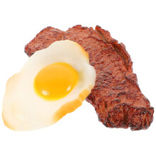 2 . filete artificial y huevo falso para fotografía