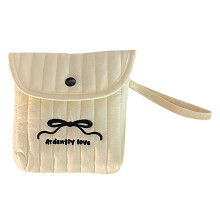 (E) Fashionable Polyester Menstrual Bag With Decorative Sheet Compact And Suitable For Women And Girls Portable Menstrual Tissue Bag