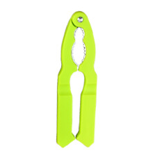 Nut Cracker Plier Portable Nutcracker Tool Heavy Duty Chestnut Cutter Nut Sheller Open Clip Green Restaurant Bakery