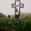 cruz de metal com de para decoração de túmulo 3