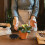 10 . kunststoff-blumenuntersetzer, robust, für und außen 4