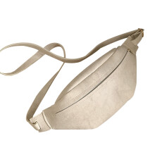 Verstellbare PU- Brusttasche Für (Weiß)