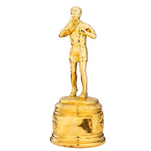 1 harz fussball schiedsrichter trophäe mit sockel golden