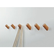 Set van 6 houten kledinghaken (kapstok), essenhout