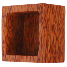 Holzquadratischer Sakebecher Mit Halter Für Bar Zuhause