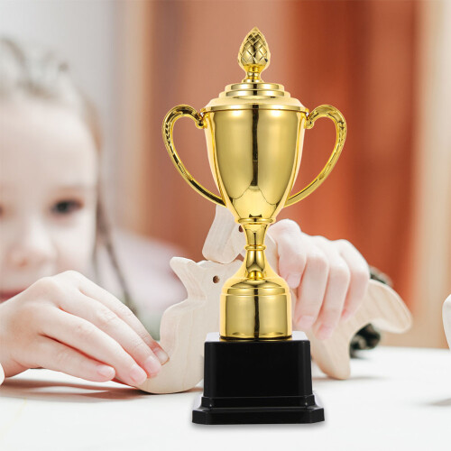 2 Pcs Troféu Plástico Crianças Vencedoras Infância 2