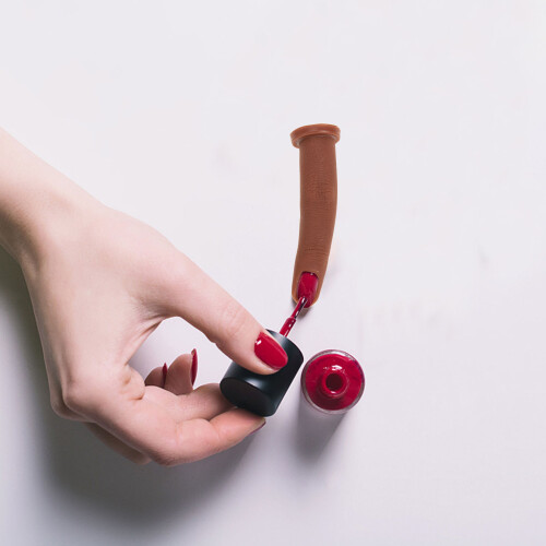 1Pc Brown Silicone Practice Hand for Acrylic Nails Nail Art Training 2