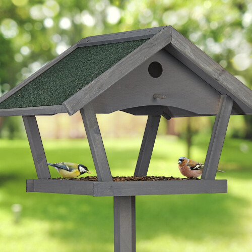 Großes Vogelhäuschen auf Stange 2