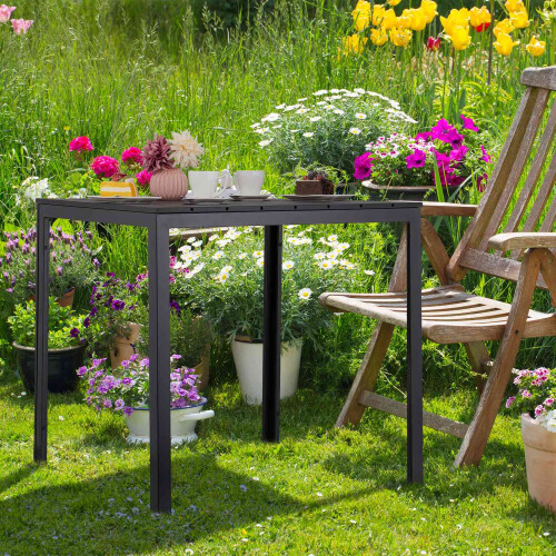 Table de jardin carrée aspect bois 1