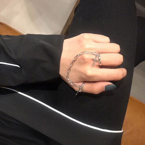 1 Punk- Kettenring Hand-Schmuck Deko Mode Ring (Silber) 2
