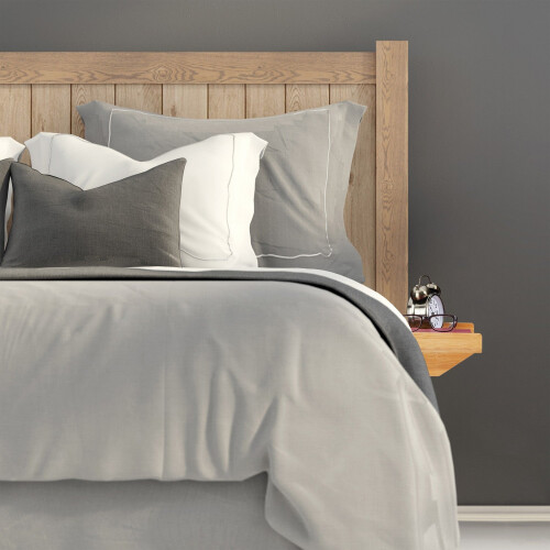 Bedside table in bamboo 1