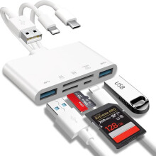 5-in-1 Memory Card Reader - SD Card Reader - Plug and play, unlimited convenience