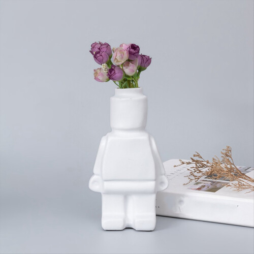 Nordic Style Vase
Indoor Flower Decoration 2