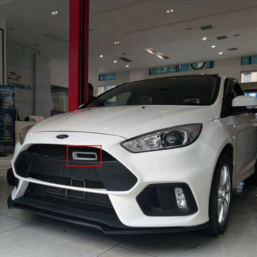 Pro Focus Air Tuyer Hatchback 4D Sedan bílá 1