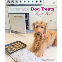 Homemade Dog Treats by Seddon Neudorfer Hardcover Book