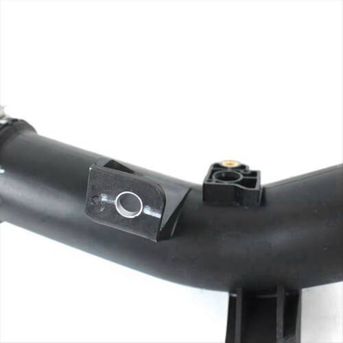 Utløpsrør for intercooler Eksosrør for intercooler 2074127000 2