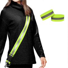 Reflektierende Schärpe für Nachtwanderungen, gut sichtbare reflektierende Laufbekleidung für Nachtwanderungen, geeignet für Männer, Frauen u