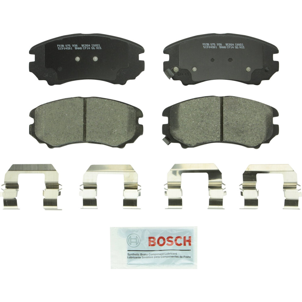 Bosch Bc924 Quietcast Premium Ceramic Disc Brake Pad Set - Compatible With Select Hyundai Azera Elantra Sonata Tiburon Tucson; Kia Amanti Magent