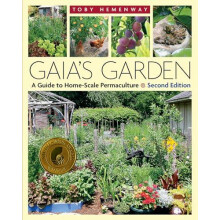Gaias Garden by Toby Hemenway Paperback Book