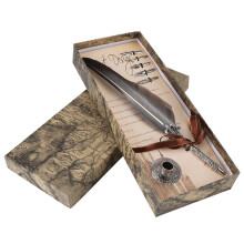 Calligraphy Quill Pen Set with 5 Nibs Black